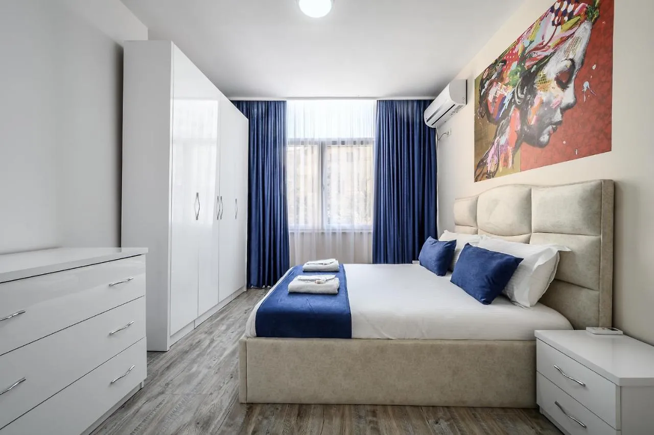 Apartment Miku Apartment-Modernly Designed Downtown Tirana