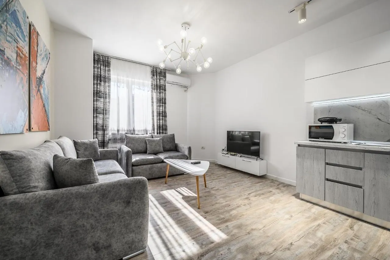 Miku Apartment-Modernly Designed Downtown Tirana